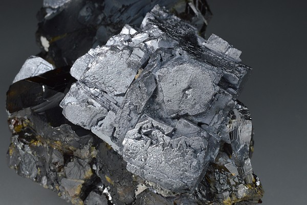 gem Sphalerite var.Cleiophane, twinned Galena