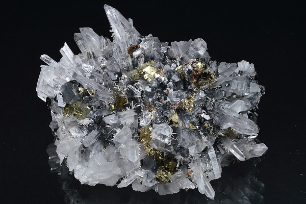Quartz, Chalcopyrite, Sphalerite