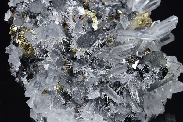Quartz, Chalcopyrite, Sphalerite