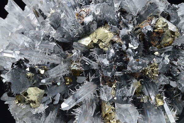 Quartz, Chalcopyrite, Sphalerite