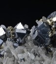 Twinned and truncated Galena, Pyrite, Quartz