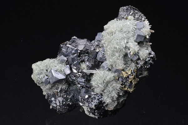 Sphalerite, Galena, Quartz, Chalcopyrite