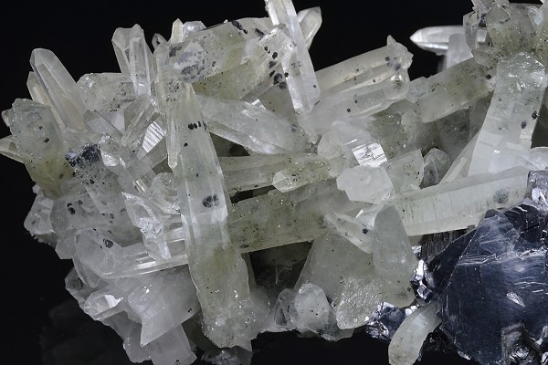 Quartz with inclusions, Galena, Chlorite