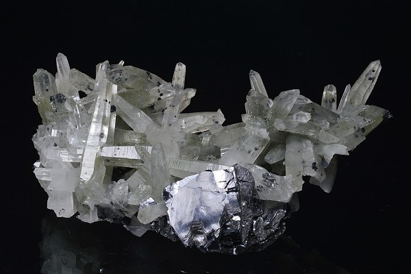 Quartz with inclusions, Galena, Chlorite