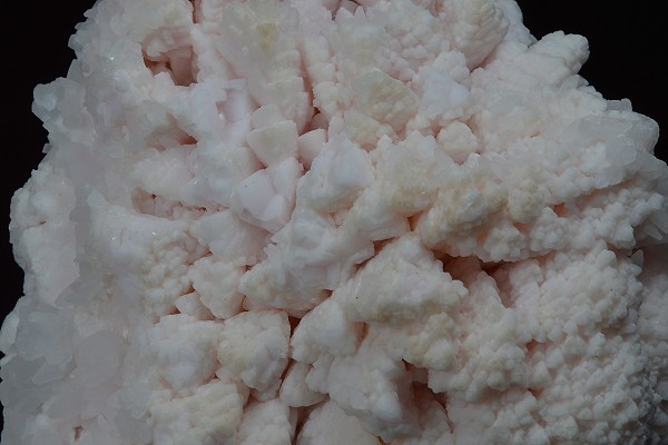 Manganoan Calcite