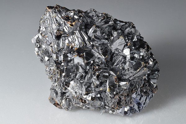 Sphalerite tetrahedrons