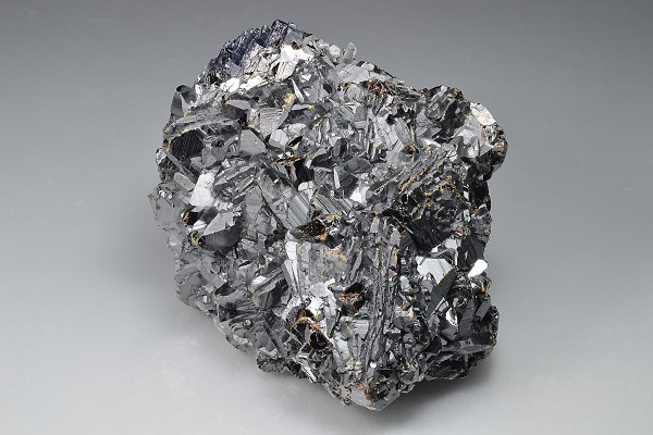 Sphalerite tetrahedrons