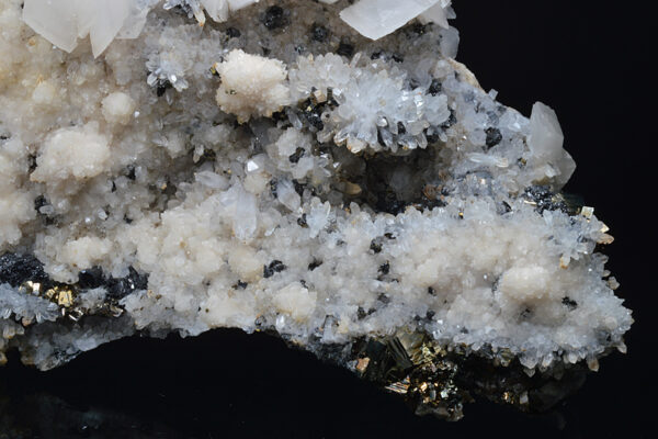Scalenohedral Calcite, Quartz, Pyrite, Sphalerite