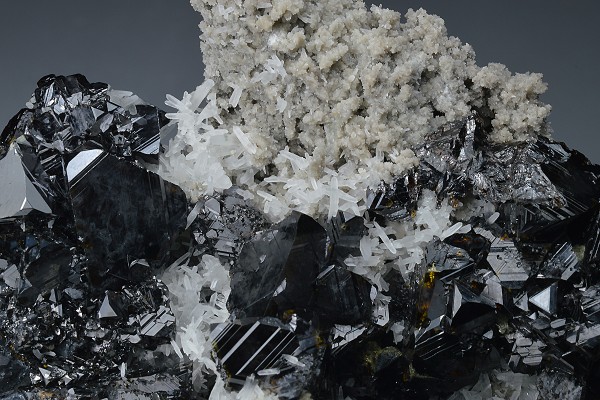 Sphalerite, Quartz, Chalcopyrite