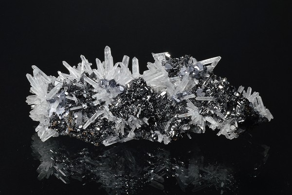 Quartz on Sphalerite tetrahedrons, Galena