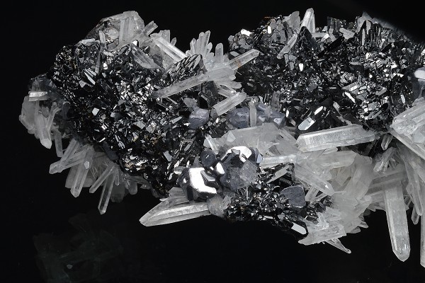 Quartz on Sphalerite tetrahedrons, Galena