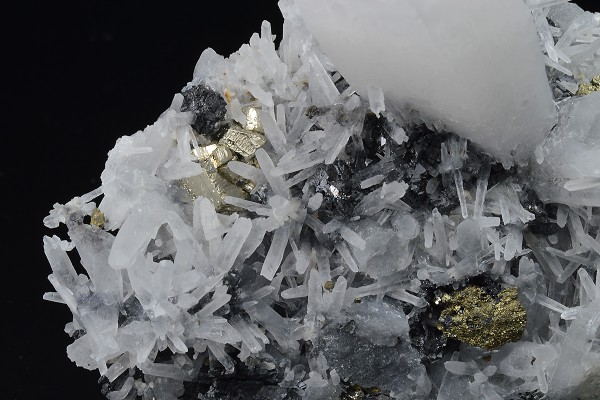 Quartz, Pyrite, Chalcopyrite, Sphalerite