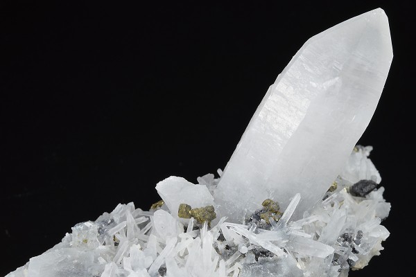 Quartz, Pyrite, Chalcopyrite, Sphalerite