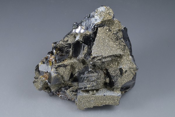 Pyrite on Sphalerite, Galena