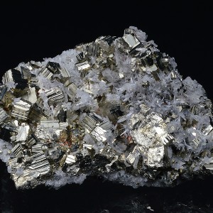 Quartz on Pyrite
