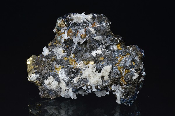 Pyrite, Quartz, Sphalerite, Chalcopyrite