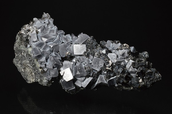 Twinned and truncated Galena, Sphalerite