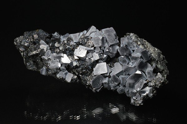 Twinned and truncated Galena, Sphalerite