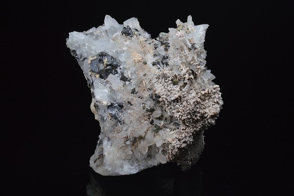 Quartz, Calcite, Chalcopyrite, Sphalerite