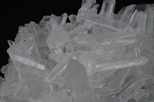 Bi-terminated Quartz