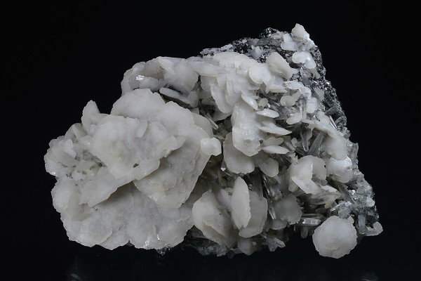 Calcite on Quartz, Sphalerite