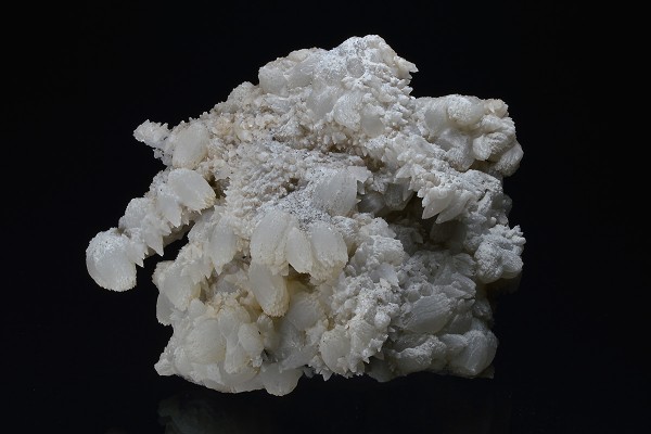Scalenohedral Calcite, Chalcopyrite