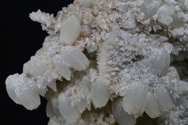 Scalenohedral Calcite, Chalcopyrite