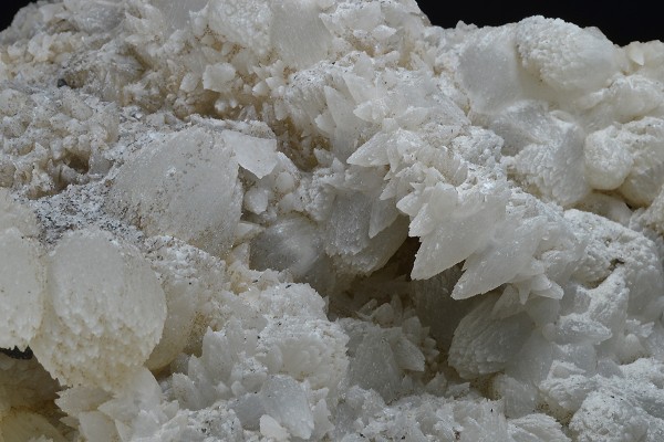 Scalenohedral Calcite, Chalcopyrite