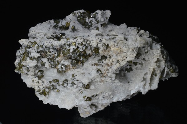 Cleiophane on Quartz