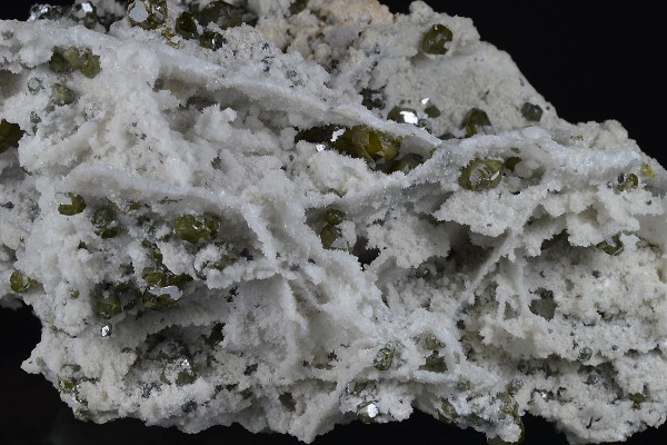 Cleiophane on Quartz