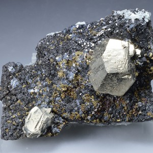 Pyrite on Sphalerite, Chalcopyrite, Quartz