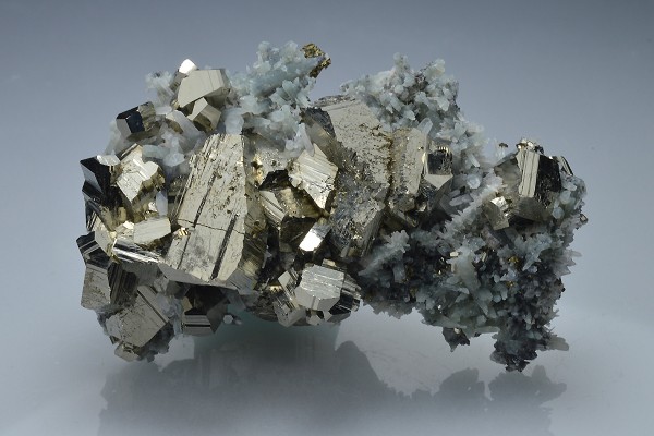 Pyrite, Quartz, Calcite, Chalcopyrite