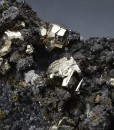 Pyrite, Sphalerite, Chalcopyrite on Quartz