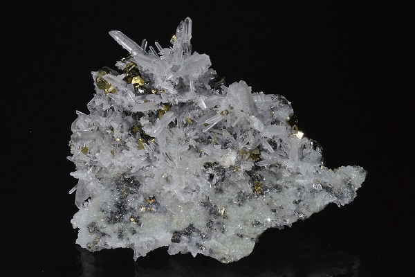 Quartz, Sphalerite, Chalcopyrite