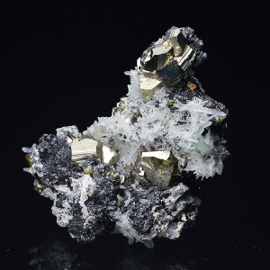Pyrite, Quartz, Sphalerite, Chalcopyrite