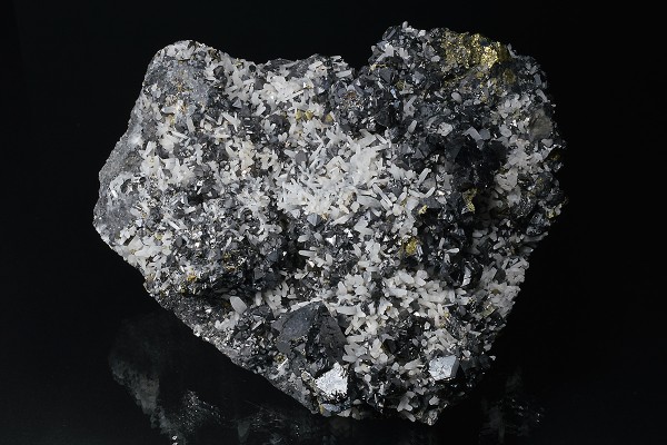Sphalerite, Quartz, Chalcopyrite, Galena
