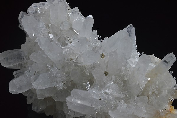 Two generations Quartz, Pyrite