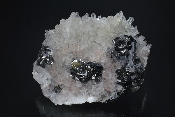 Quartz, Galena, Sphalerite, Chalcopyrite