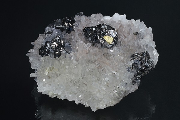 Quartz, Galena, Sphalerite, Chalcopyrite