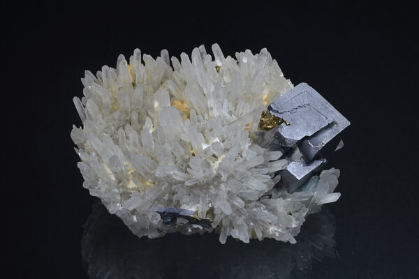 Galena and Chalcopyrite on Quartz