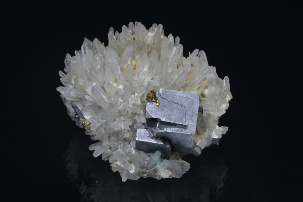 Galena and Chalcopyrite on Quartz