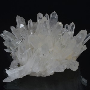 Quartz with Chalcopyrite inclusions