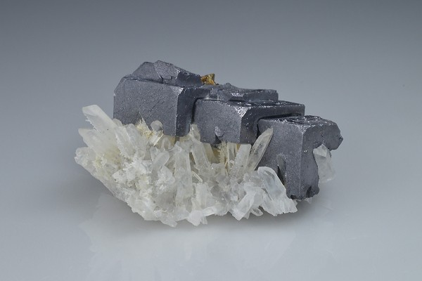 skeletal Galena, Quartz, Chalcopyrite