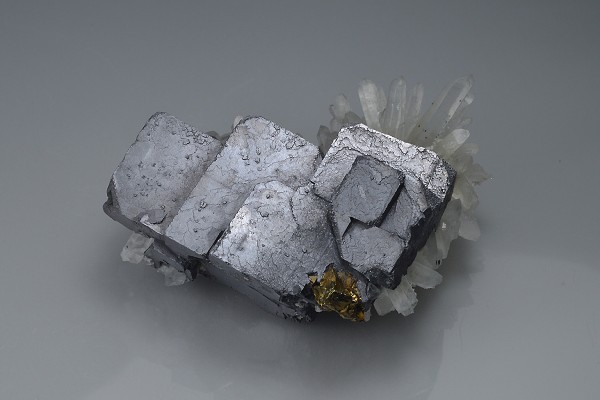 skeletal Galena, Quartz, Chalcopyrite
