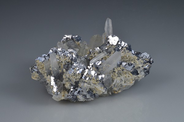 Spinel law twin Galena, Quartz, Calcite