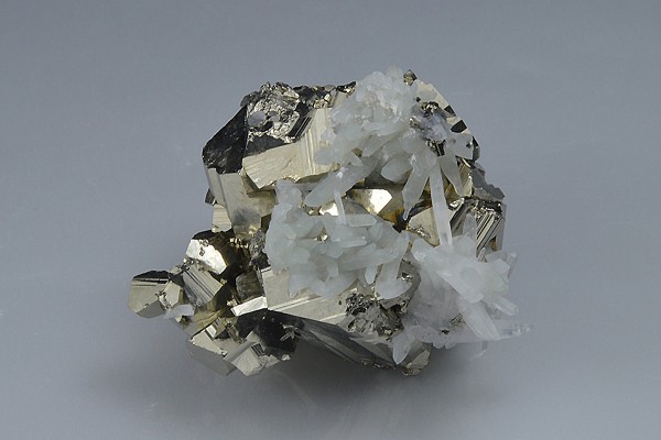 Quartz on Pyrite