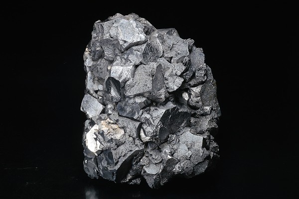 Twinned and truncated Galena, Quartz