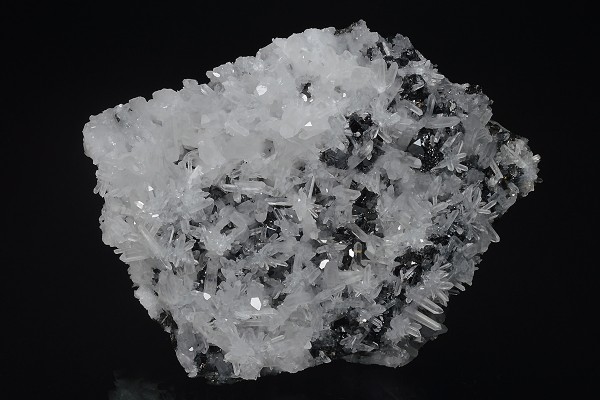 Sphalerite on Quartz