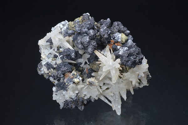 Quartz, Sphalerite, Chalcopyrite, Calcite, Galena