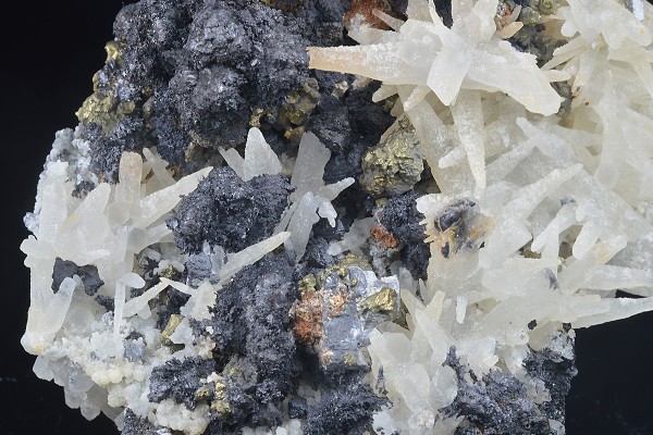 Quartz, Sphalerite, Chalcopyrite, Calcite, Galena